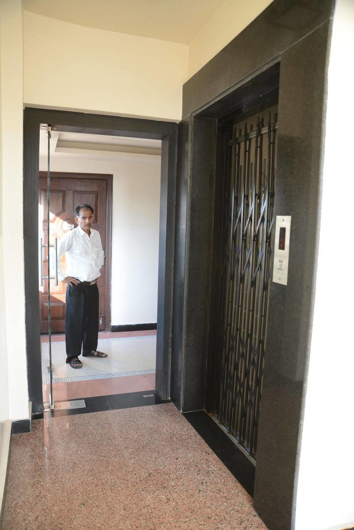 Divine Destination Hotel Varanasi Ngoại thất bức ảnh