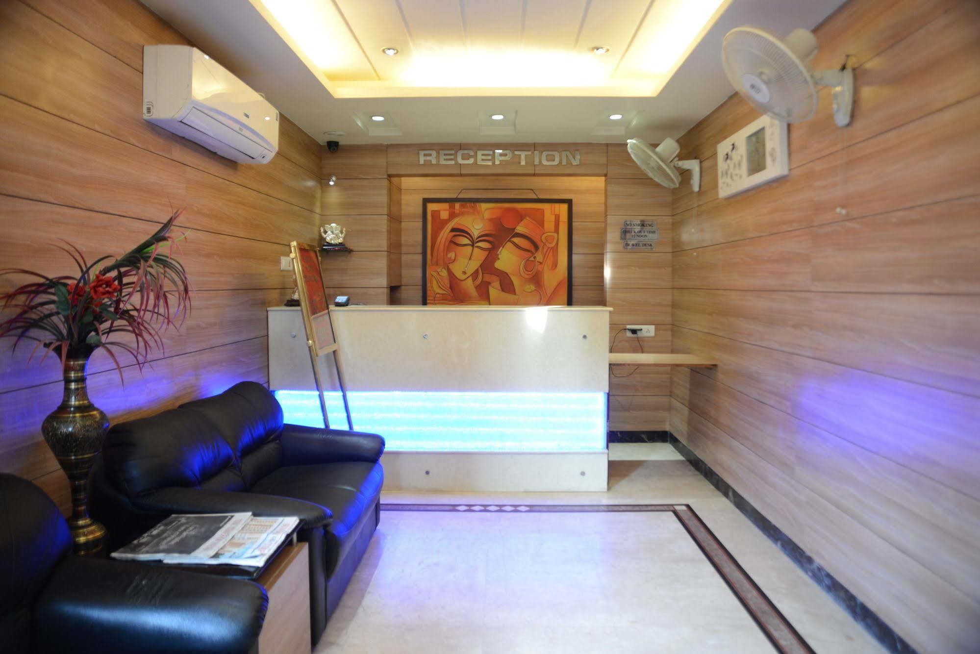 Divine Destination Hotel Varanasi Ngoại thất bức ảnh